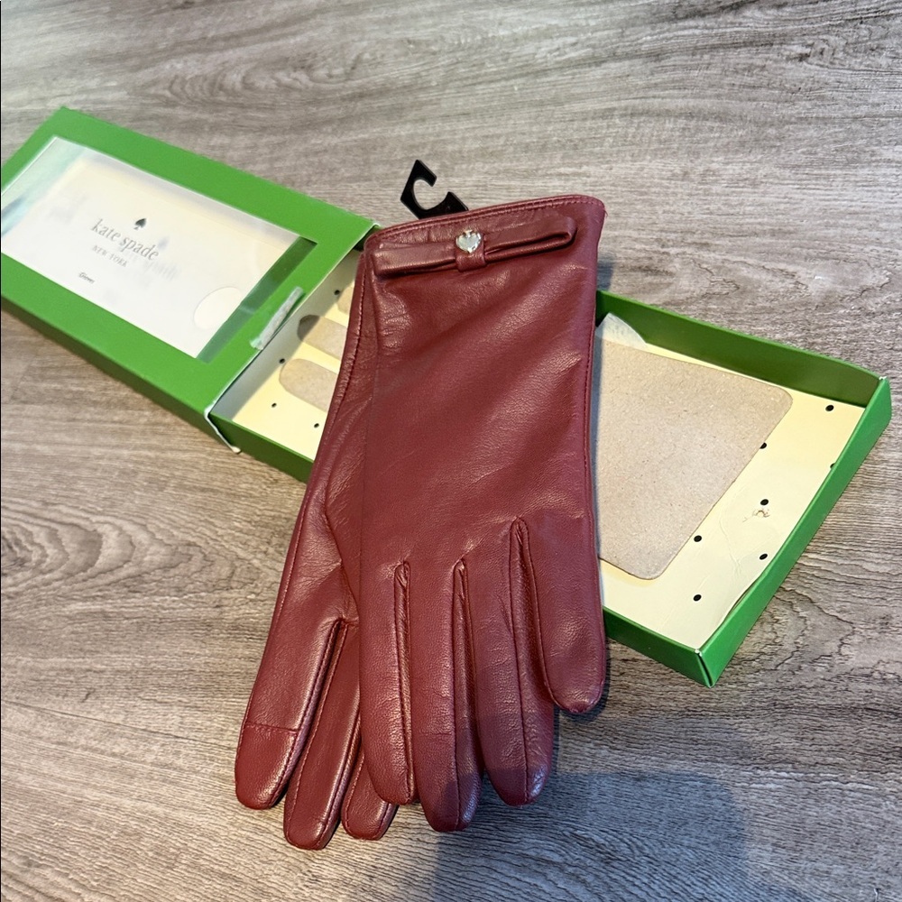 Kate Spade Burgundy Leather Gloves. ( deep lipstick) new
